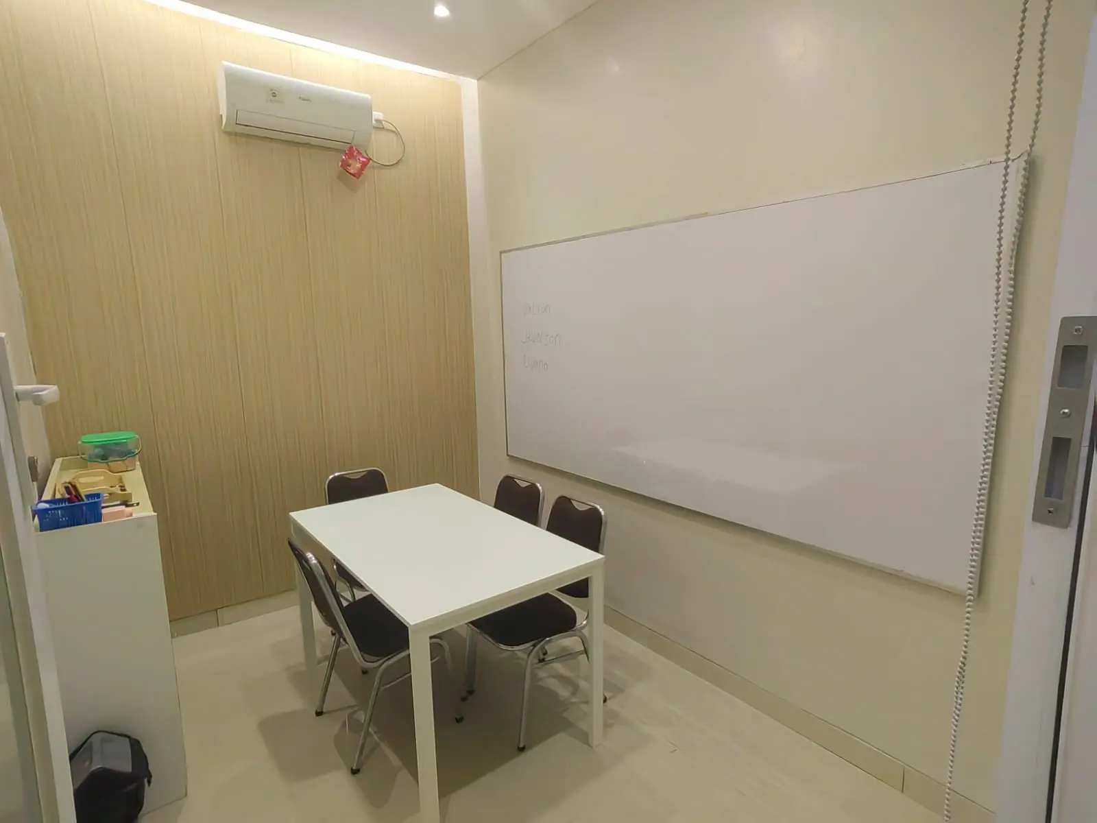 FLC Noah Room