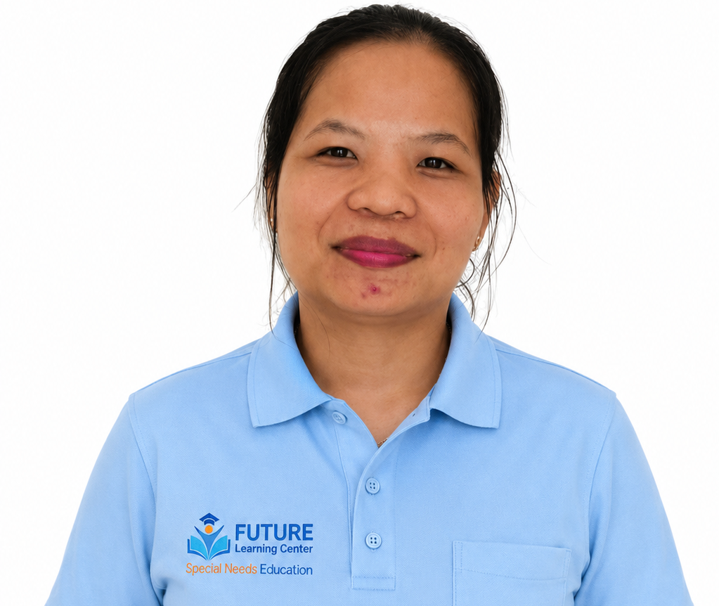 Ms.Rina with uniform